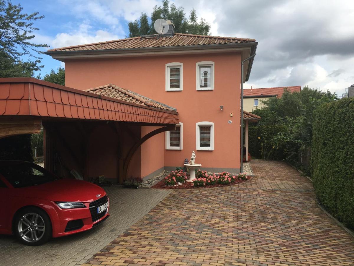 Zentrumsnahe Ferienwohnung Dresda Exterior foto